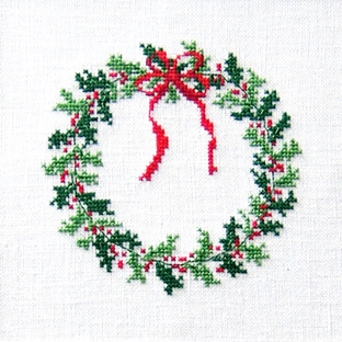 クロスステッチキット O.O.E. Christmas wreath 小さな赤い実｜在庫ありの場合、土日祝除く通常1～3営業日で発送