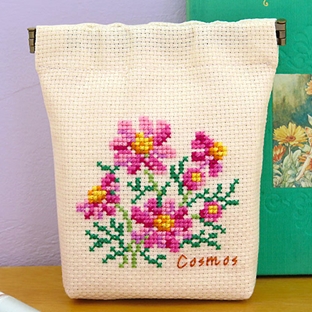 クロスステッチキット オリムパス Flower Embroidery コスモスのバネ口ポーチ 