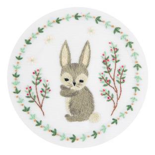 刺繍 PANNA Grey Bunny (灰色うさぎ)|刺繍キット 自由刺し フランス刺繍 ウサギ かわいい